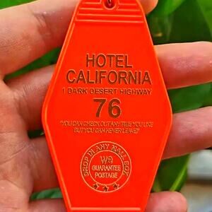 Hotel California Key Ring The Eagles Motel